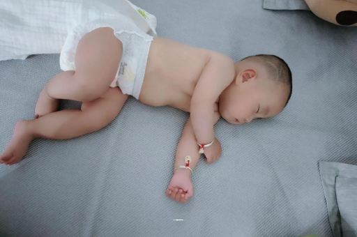 江山1岁宝宝可以吃盐吗